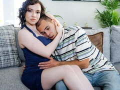 Curvy scene with aphrodisiac Hazel Paige from Mom Drips