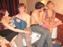 Velika rit, Velik kurac, Fafanje, Domaci pornič, Naravne joške, Orgija, Najstnice, Joške