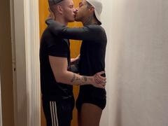 큰 음경, 양성적인, 오랄섹스, 게이, 수음