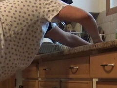 Amaterji, Arabci, Domaci pornič, Kuhinja, Služkinja, Milf