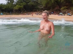 Amatoriale, Spiaggia, Bikini, Toccando, Nudo, Punto di vista pov, Pubblico, Fumando   smoking