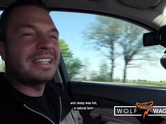 Grote mammen, Pijpbeurt, Sperma in mond, Sperma in gezicht, Duits, Tatoeage, Tieten likken, Webcamera