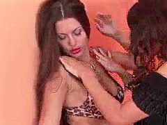 18 anos, Amador amadora, Morena, Feito em casa, Lambendo, Lingerie, Orgasmo, Adolescente