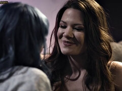 Stunning milf pussyeating sexy bae