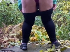 Mature Ukrainian MILF Pissing Doggystyle Outdoor - Hot Amateur Public Pee