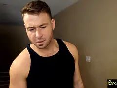 Audrey Royal says, my pussy is out of manage - i cant stop