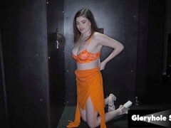 Stor kuk, Avsugning, Sperma i munnen, Gloryhole, Handjobb