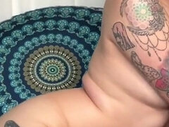 Grovt språk, Fetisch, Hårig, Underkläder, Pov, Solo, Tatuering