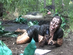 Μεγάλα βυζιά, Βρώμικο, Θηλυκός, Φετιχ, Φυσικά βυζιά, Πισίνα, Μόνος, Βυζιά