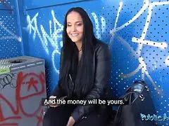 18, Stor kuk, Stora tuttar, Avsugning, Blottande, Naturliga tuttar, Offentlig, Student