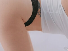 Anal, Gros seins, Branlette thaïlandaise, Talons, Mère que j'aimerais baiser, Rousse roux, Jupe, Mouillée