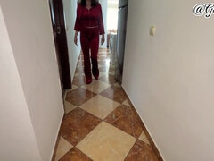 Red Velvet Fart Queen