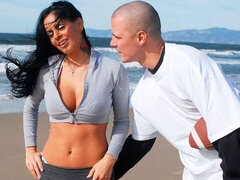 Stor røv, Stor pik, Store bryster, Pik sutte, Brunette, Hundestilling, Latinsk, Fisse