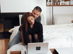 Americano, Camera da letto, Pompino, Leccata, Figa, Gonna, Calze, Tette