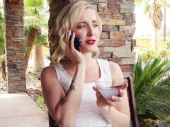 Tussi, Grosser schwanz, Grosse titten, Blasen, Spermaladung, Hd, Natürlichen titten