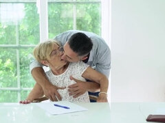 Duże cycki, Blondynka, Obciąganie, Kutas, Styl na pieska, Babunia, Dojrzałe, Pornstars