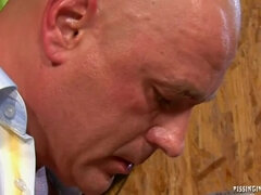 Grosse titten, Blondine, Cfnm, Spermaladung, Piercing, Pissen, Strümpfe, Flotter dreier