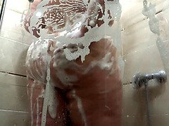 Stunning fat irina jacks in the shower