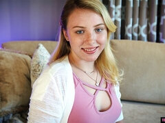 Rumpa, Avsugning, Doggystyle, Handjobb, Kysser, Skor, Slå, Tuttar