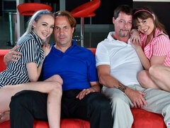 Tyłek, Duży tyłek, Blondynka, Sukienka, Grupa, Hardcore, Orgia, Ogolona