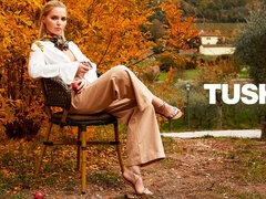 Blondi, Suihinotto, Takaapäin, Tupla penetraatio, Luonnolliset tissit, Lyhyt tukka, Teini, Tissit