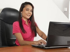 Amatéři, Velké kozy, Dildo, Fetiš, Masturbace, Vyhublá, Hračky, Vlhká