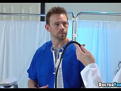 Stora tuttar, Otrohet, Cougar, Doktor, Hd, Milf, Hans, Tuttar