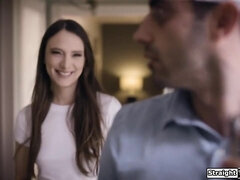 Lieveling, Pijpbeurt, Bruinharig, Diep in de keel, Hardcore, Pornster, Ruw, Tieten likken