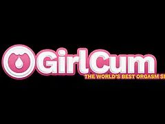 Dolly Paige Makes Her Fuck Hole Lose Control