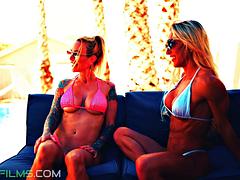 Stor rumpe, Blond, Kukk suging, Barmfager, Pikk, Milf, Offentlig, Tenåring