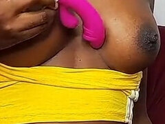 18 let, Amatéři, Zadek, Velký zadek, Velké kozy, Černé, Dildo, Drobounká