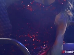 Anal, Stor kuk, Brunett, Dubbelpenetrering, Grupp, Handjobb, Klackar, Underkläder