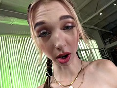 Amatéři, Roztomilá, Masturbace, Piercing, Realita, Vyhublá, Tetování, Teenka