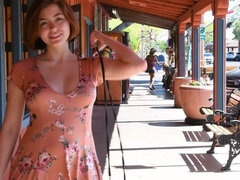 En gros plan de très près, Dansant, Extrême, Massage, Masturbation, Orgasme, Élève, Jouets