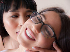 アジア人, 指いじり, 日本人, キス, レズビアン, なめる, オマンコ, ティーン