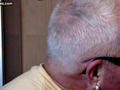 Amateur, Sucer une bite, Gorge profonde, Homosexuelle, Lunettes, Branlette thaïlandaise, Mature, Pov