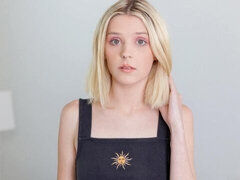 18, Perse, Blondi, Sormetus, Itsetyydytys, Luonnolliset tissit, Laiha, Tissit