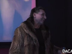 Duże cycki, Obciąganie, Brunetka, Cycata, Sex grupowy, Niemiecki, Olbrzymi, Dojrzałe