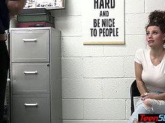 Velike joške, Fafanje, Rjavolaska, Hd, Naravne joške, Resničnost, Najstnice, V uniformi