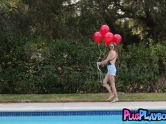 Stora tuttar, Blondin, Bystig, Utomhus, Softcore, Solo, Tonåring, Tuttar