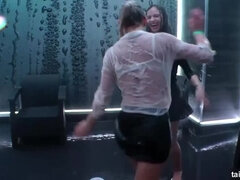 Store pupper, Blond, Brunette, Hd, Hæler, Sexy undertøy, Dusj