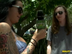 Avsugning, Brunett, Ansiktsbehandling, Slick, Pengar, Rödhårig, Rakad, Tonåring