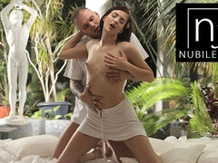 18, Veľké péro, Kuřba, Striekanie semena, Hd, Výprask, Orgazmus, Vonku