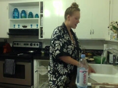 hottie pregnant wife bootie slapping in kitchen