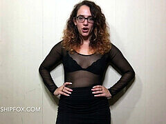 Mulher dominante, Humilhação