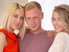 Schlafzimmer, Grosser schwanz, Grosse titten, Blasen, Hundestellung, Behaart, Dürr, Flotter dreier