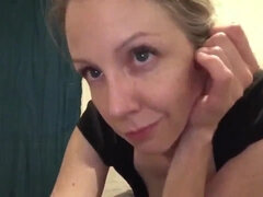 Amatör, Avsugning, Fångad, Långt ner i halsen, Tysk, Hemmagjord, Milf, Mamma