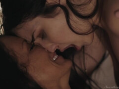 Jade Baker And Busty MILF Reagan Foxx - erotic lesbian oral sex