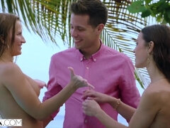 Минет, Сперма на лице, Две девушки, Хд, На публике, Реалити, Развязные, Сиськи