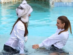 Utomhus, Pool, Satäng, Sekreterare, Stockings, Under vattnet, Våt